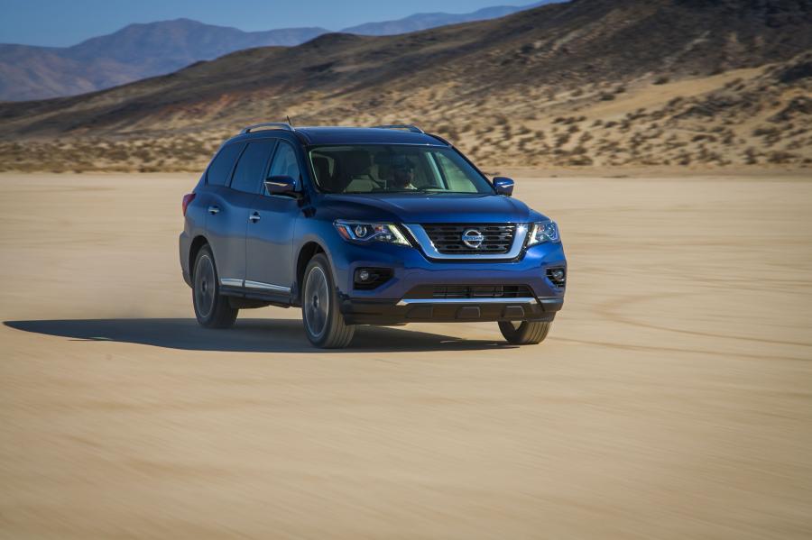  Nissan Pathfinder (R52) 2016 года  (NA) (фото 15 из 41)
